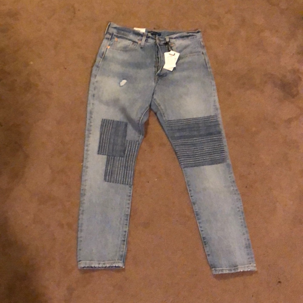 Levi’s - Picture 3 of 4
